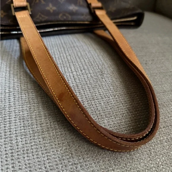 Louis Vuitton Monogram Tote - Picture 11 of 12